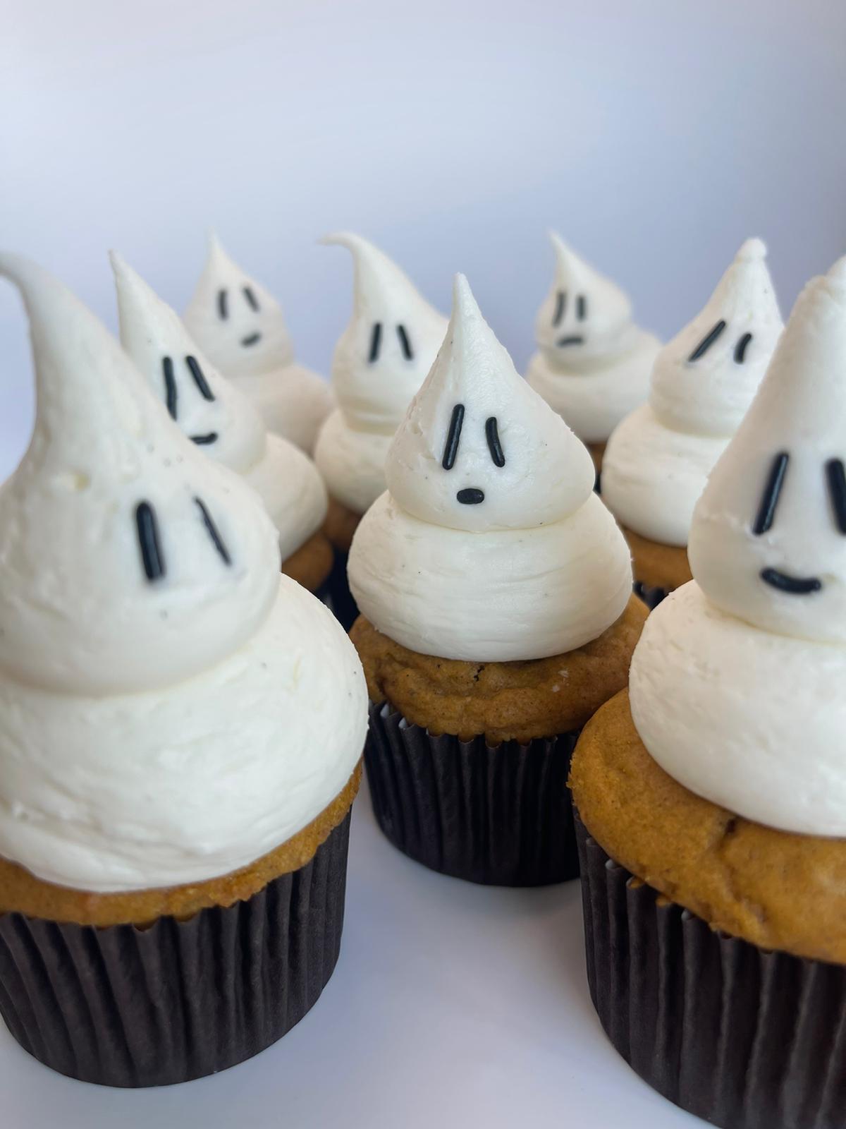 Ghost Carrot and Pumpkin Cupcakes