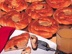 Macaroon Buns