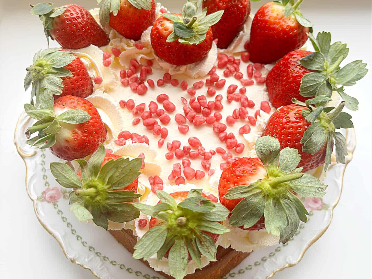Sammie's Strawberry Marble Cream Cake
