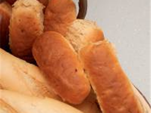 Wendi Peters’ Cheddar Cheese & Sun Dried Tomato Rolls