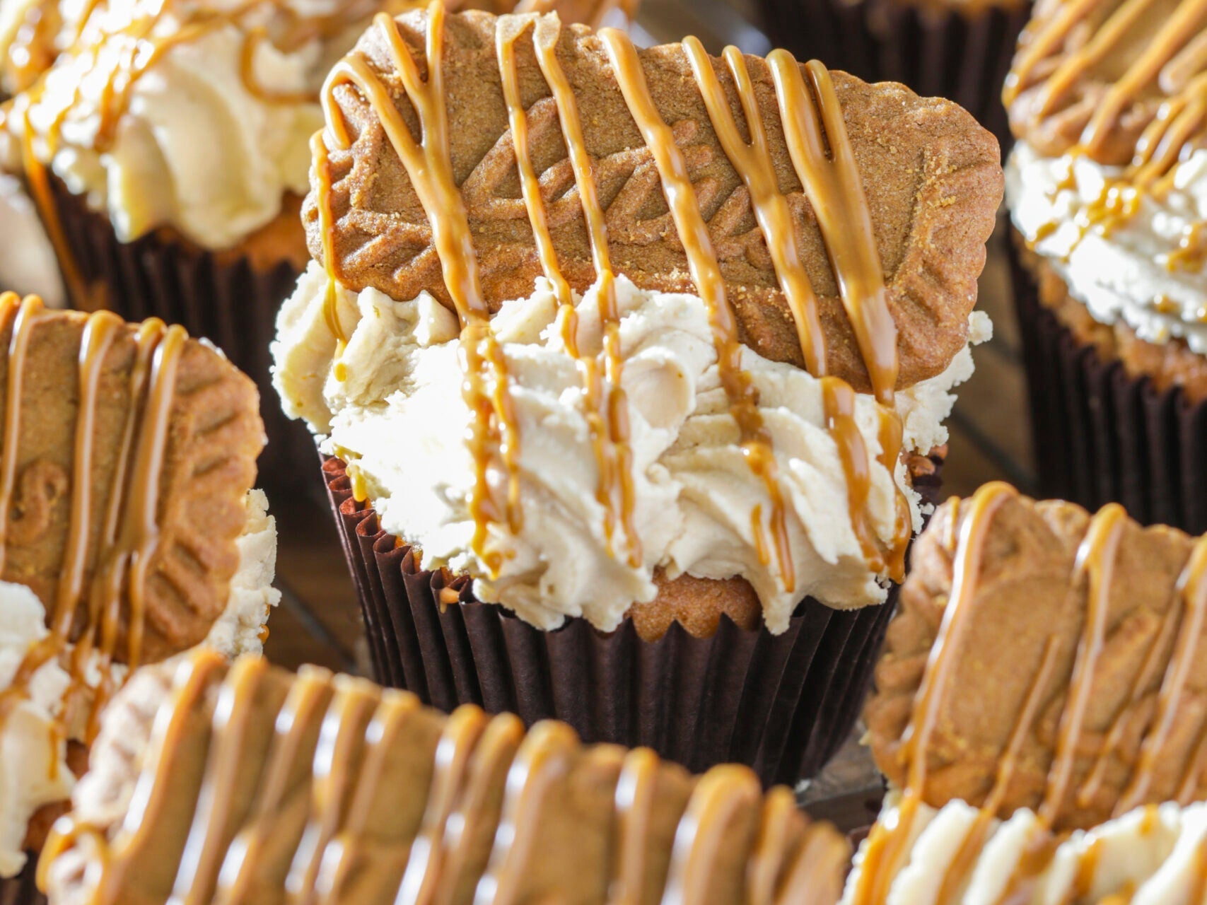 Lotus Cupcakes
