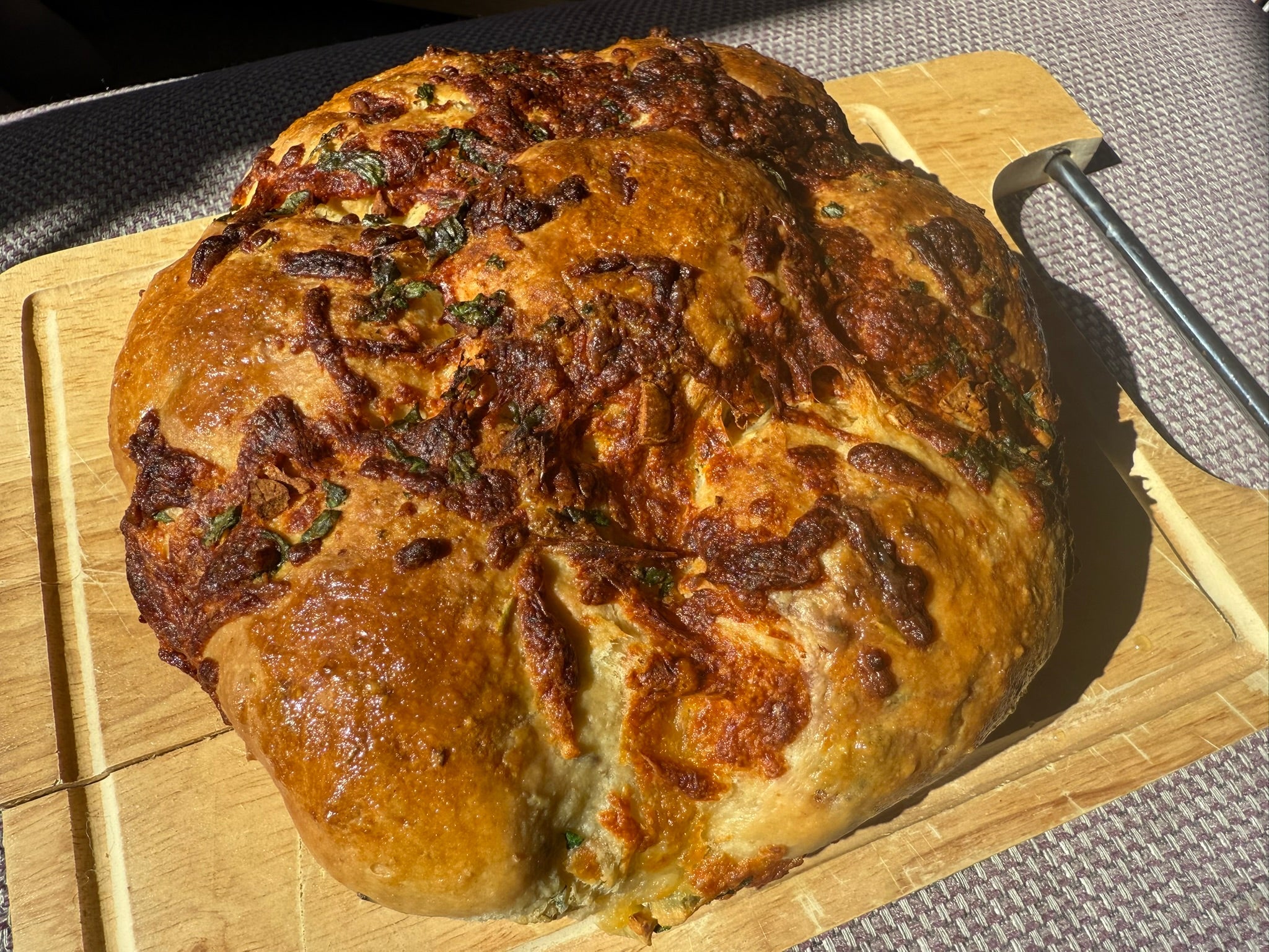 Garlic & Mozzarella Tear & Share Loaf