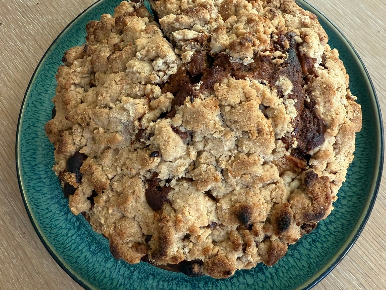 Ginger & Apple Crumble Cake
