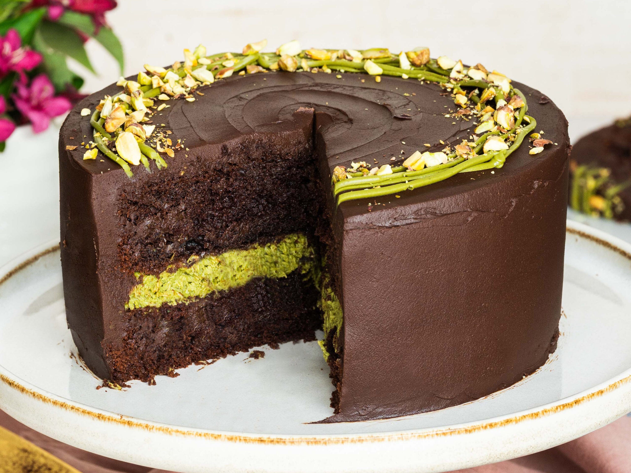Dubai Pistachio Chocolate Cake