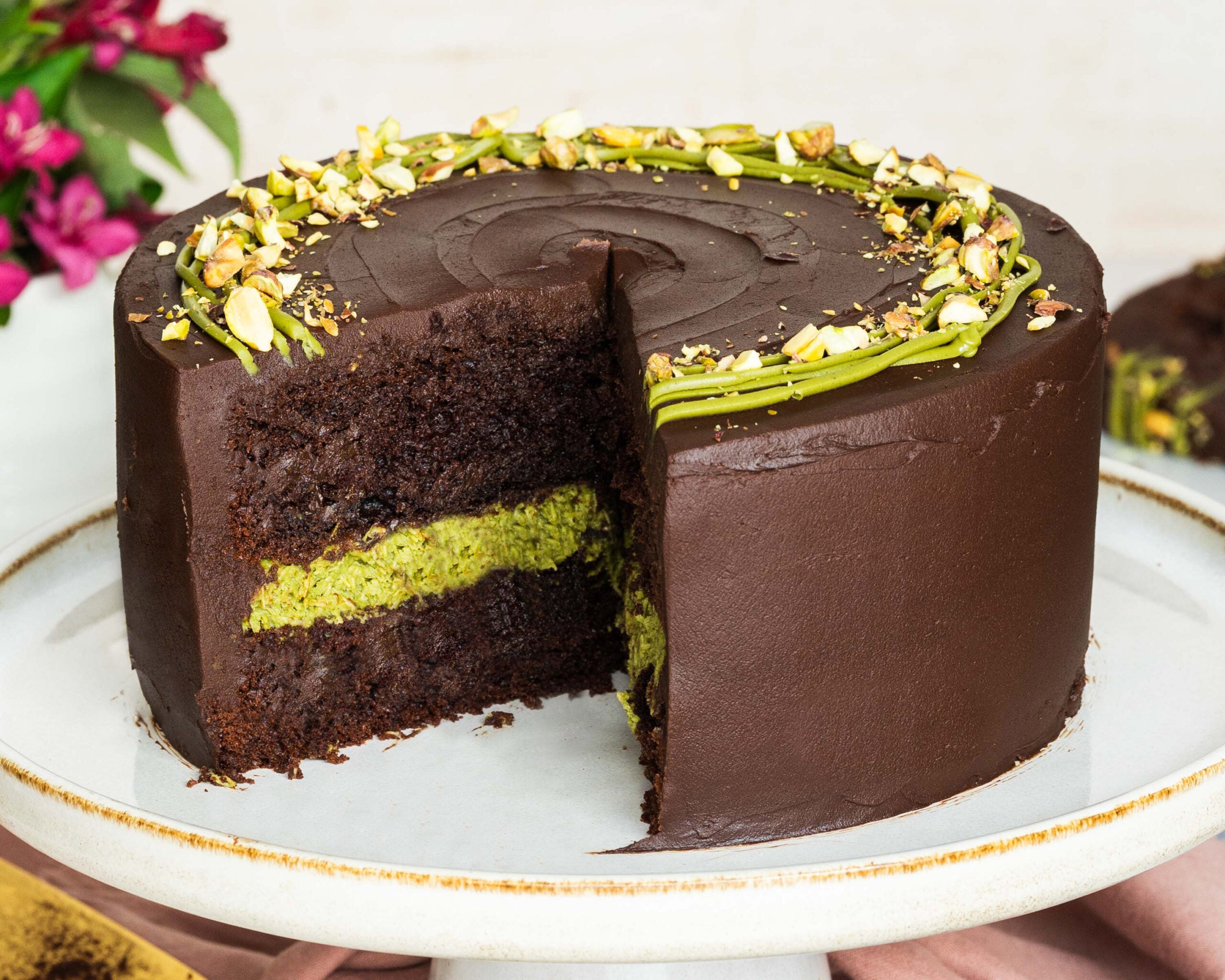 Dubai Pistachio Chocolate Cake