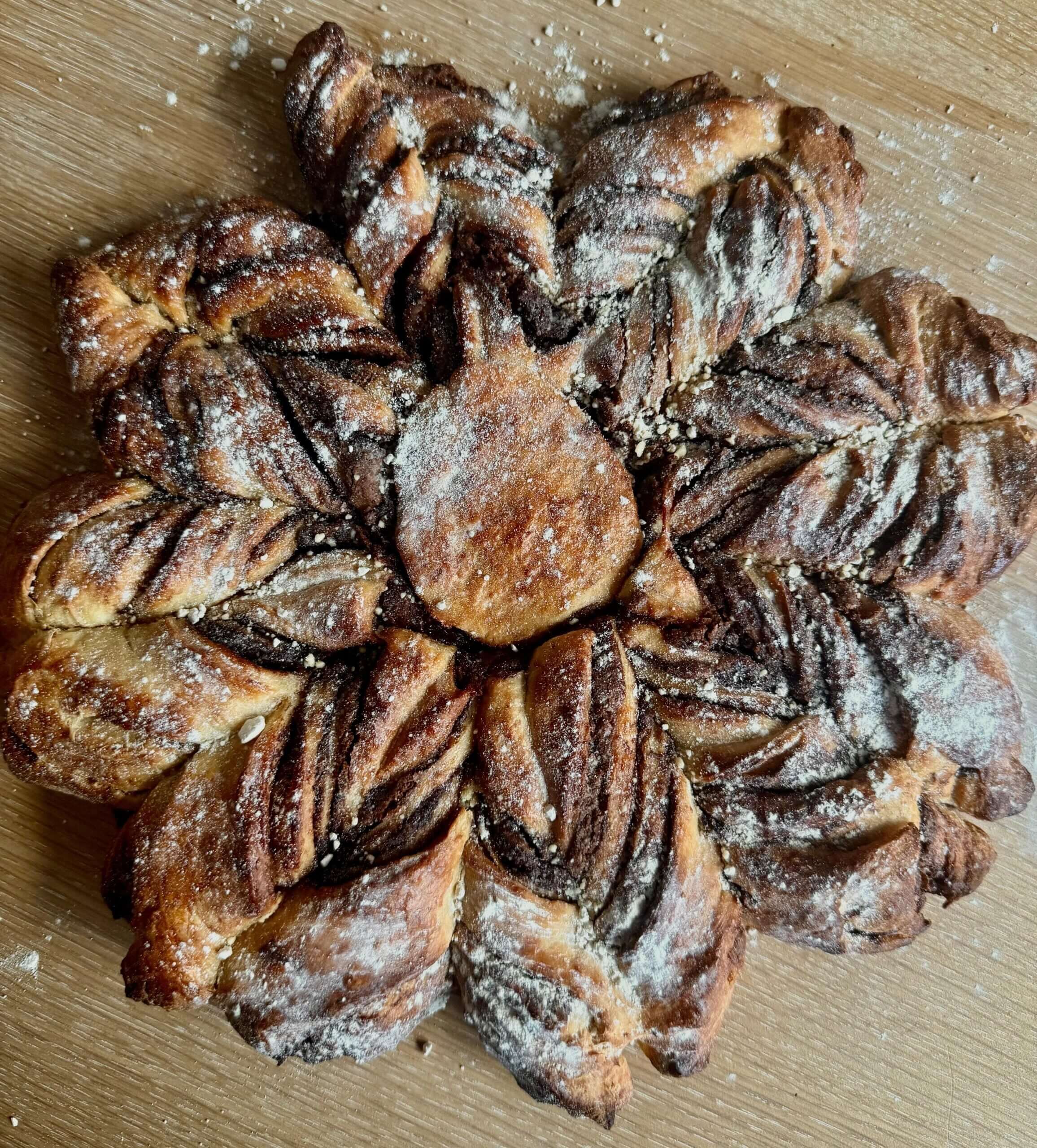 Nutella Christmas Star Bread
