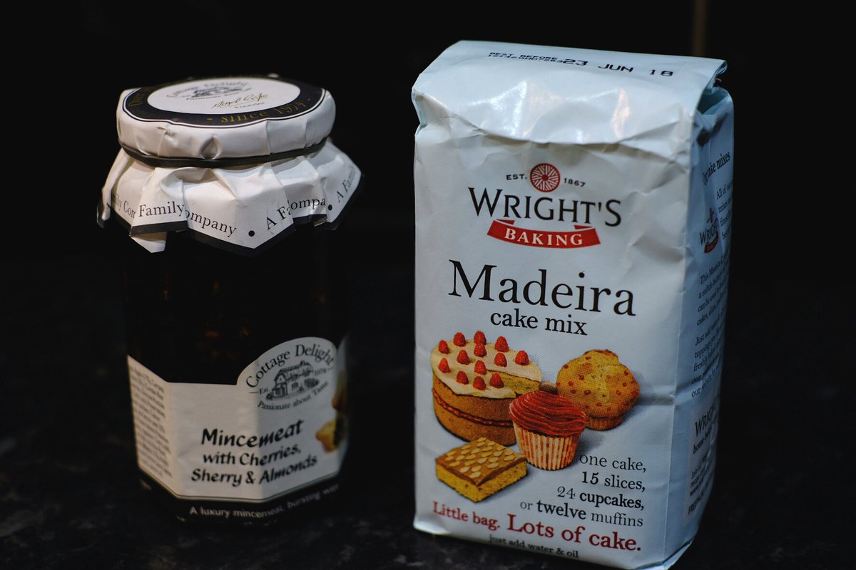 INSTANT FRUIT CAKE - Wrights Baking : Wrights Baking